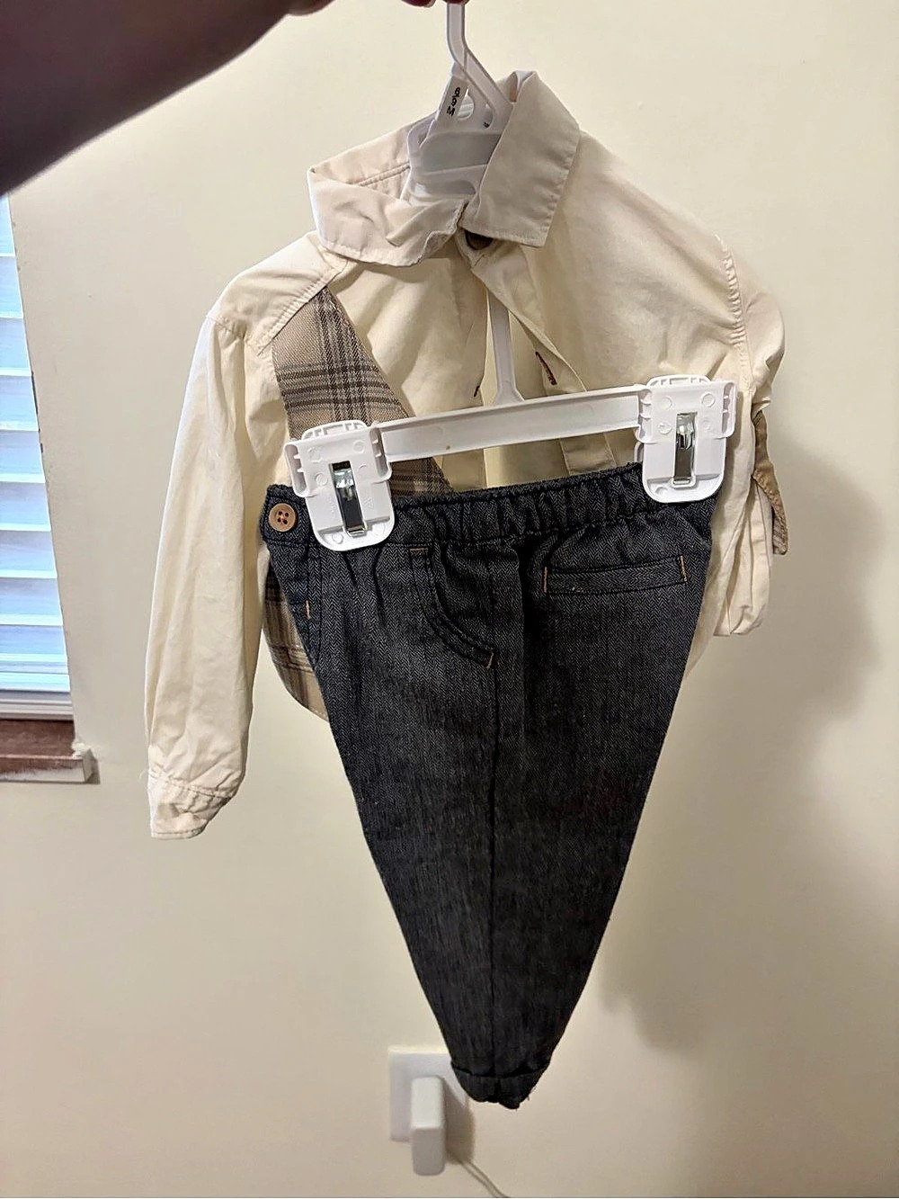 Kids Cream Jacket & Black Pants Set